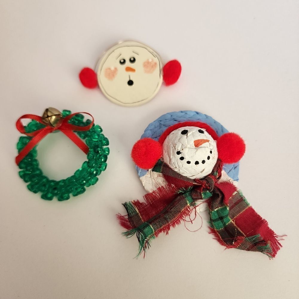 Homemade Set of 2 Christmas Snowman and a Wreath Brooches